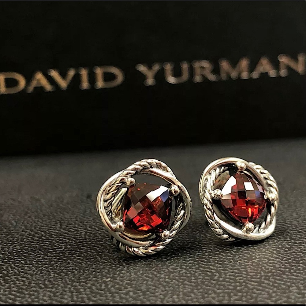 DAVID YURMAN Infinity Earrings with Stone Garnet